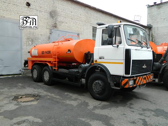 Автогудронатор ДС-142М Автогудронатор ДС-142М