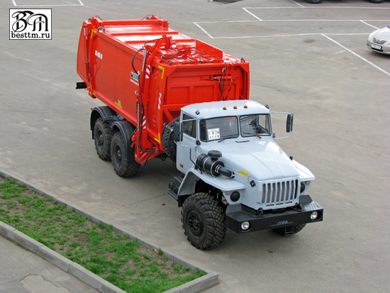 Мусоровоз с боковой загрузкой КО-440-5У Мусоровоз с боковой загрузкой КО-440-5У