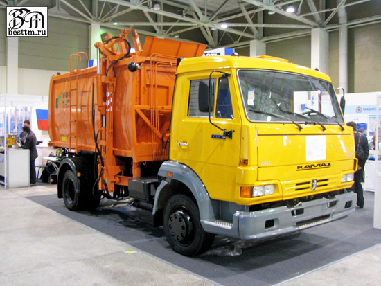 Мусоровоз с боковой загрузкой КО-440-4К Мусоровоз с боковой загрузкой КО-440-4К