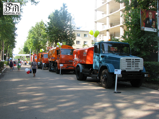 Каналопромывочная машина КО-502Б-2 Каналопромывочная машина КО-502Б-2
