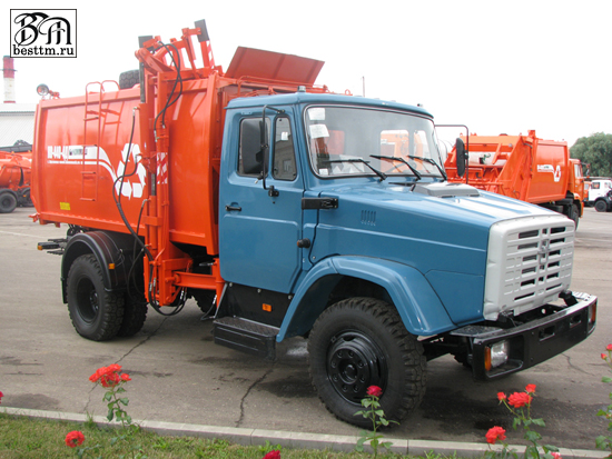 Мусоровоз с боковой загрузкой КО-440-4 Мусоровоз с боковой загрузкой КО-440-4