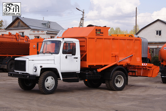 Мусоровоз с задней загрузкой КО-440 Мусоровоз с задней загрузкой КО-440