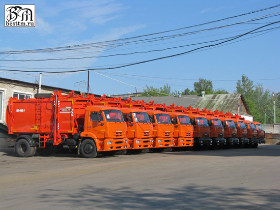 Мусоровоз с боковой загрузкой КО-440-7 Мусоровоз с боковой загрузкой КО-440-7