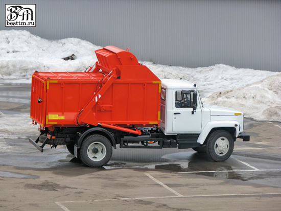 Мусоровоз с задней загрузкой КО-440 Мусоровоз с задней загрузкой КО-440