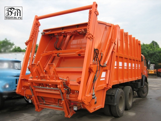 Мусоровоз с задней загрузкой МКЗ-4605 (новое название МК-4442-05) Мусоровоз с задней загрузкой МКЗ-4605 (новое название МК-4442-05)