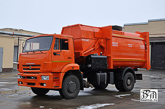 Мусоровоз с боковой загрузкой МКМ-4607 (новое название МК-4454-05) с маятниковой плитой Мусоровоз с боковой загрузкой МКМ-4607 (новое название МК-4454-05) с маятниковой плитой