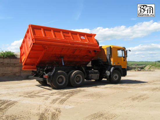 Китайский самосвал SHAANXI 655181 (бок. разгрузка) Китайский самосвал SHAANXI 655181 (бок. разгрузка)