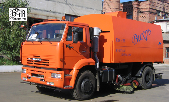 Вакуумная подметально-уборочная машина КО-318Д ( Вакуумная подметально-уборочная машина КО-318Д (
